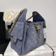 Replica Chanel AS5293, borsa a secchiello con coulisse piccola Hobo Vintage, pelle di daino blu Imitazioni Replica Chanel AS5293, borsa a secchiello con coulisse piccola Hobo Vintage, pelle di daino blu