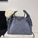 Replica Chanel AS5293, borsa a secchiello con coulisse piccola Hobo Vintage, pelle di daino blu Imitazioni Replica Chanel AS5293, borsa a secchiello con coulisse piccola Hobo Vintage, pelle di daino blu