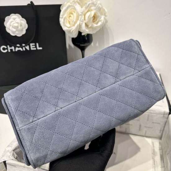 Replica Chanel AS5293, borsa a secchiello con coulisse piccola Hobo Vintage, pelle di daino blu Imitazioni Replica Chanel AS5293, borsa a secchiello con coulisse piccola Hobo Vintage, pelle di daino blu
