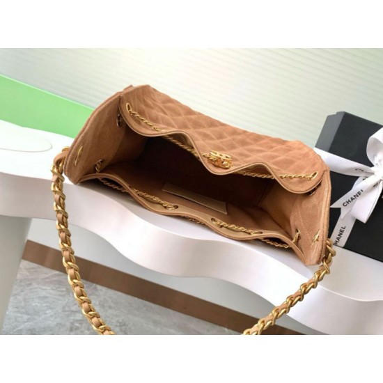 Replica Chanel AS5293 Borse Imitazioni a secchiello piccola Hobo Vintage con coulisse in pelle scamosciata marrone Imitazioni Replica Chanel AS5293 Borse Imitazioni a secchiello piccola Hobo Vintage con coulisse in pelle scamosciata marrone