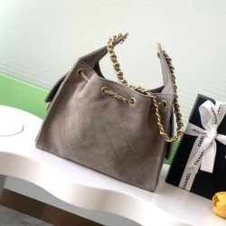 Replica Chanel AS5293 Borse  Alta Qualità a secchiello piccola Hobo Vintage con coulisse in pelle scamosciata viola chiaro