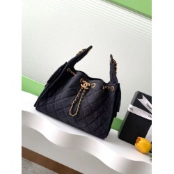 Chanel AS5293 Borsa a secchiello piccola Hobo Vintage con coulisse in denim nero