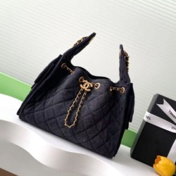 Replica Chanel AS5293 Borsa  1:1 a secchiello piccola Hobo Vintage con coulisse in denim nero