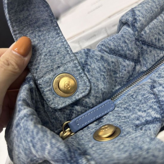 Replica Bora Pari a fiocco Chanel 25K Denim lavato AS5851 Nero Imitazioni Replica Bora Pari a fiocco Chanel 25K Denim lavato AS5851 Nero