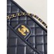 Replica Borsa Sweet Flap Chanel 24K Pelle di vacchetta oliata e cerata AS5145 Blu Imitazioni Replica Borsa Sweet Flap Chanel 24K Pelle di vacchetta oliata e cerata AS5145 Blu