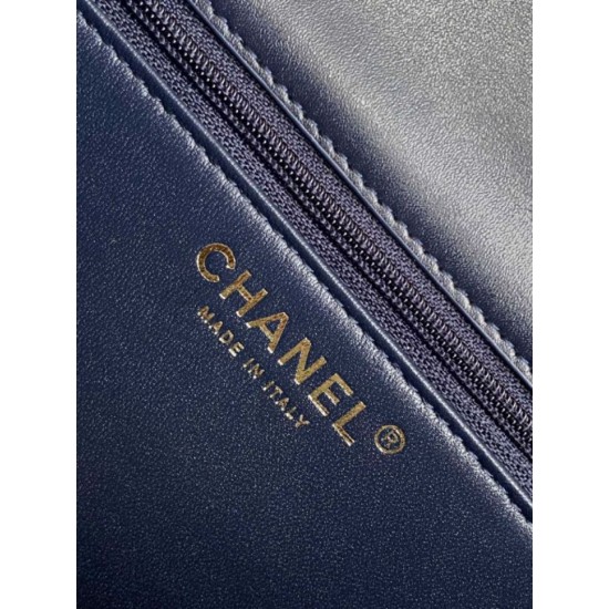 Replica Borsa Sweet Flap Chanel 24K Pelle di vacchetta oliata e cerata AS5145 Blu Imitazioni Replica Borsa Sweet Flap Chanel 24K Pelle di vacchetta oliata e cerata AS5145 Blu