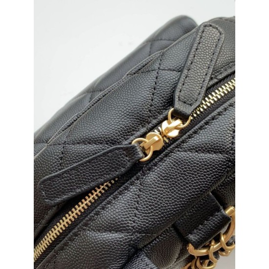 Replica Zaino Chanel 25K Pelle di vitello granata AS5793 Nero Imitazioni Replica Zaino Chanel 25K Pelle di vitello granata AS5793 Nero