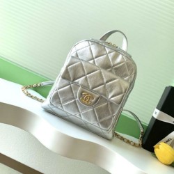 Replica Zaino Chanel 25K Pelle di vitello granata AS5793 Argento