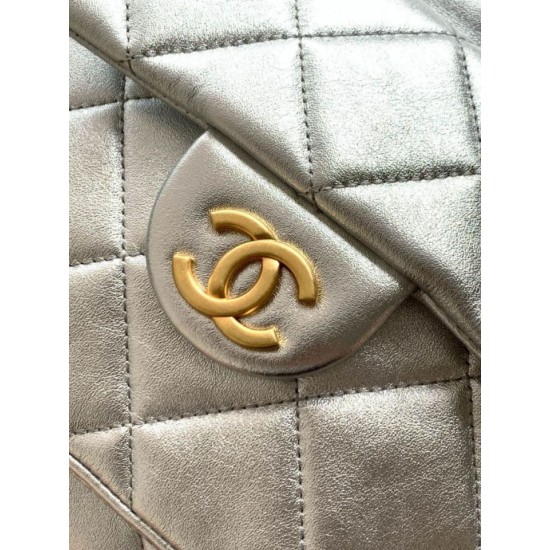 Replica Zaino Chanel 25K Pelle di vitello granata AS5793 Argento Imitazioni Replica Zaino Chanel 25K Pelle di vitello granata AS5793 Argento
