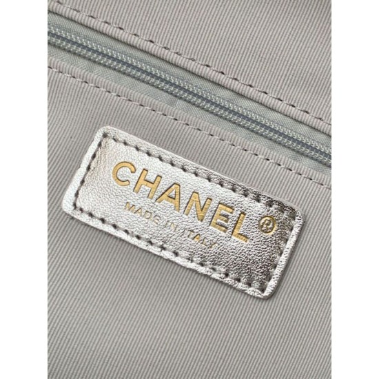 Replica Zaino Chanel 25K Pelle di vitello granata AS5793 Argento Imitazioni Replica Zaino Chanel 25K Pelle di vitello granata AS5793 Argento