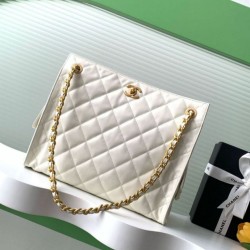 Replica Borse  tote Chanel grande con tracolla a catena AS5303 Bianco