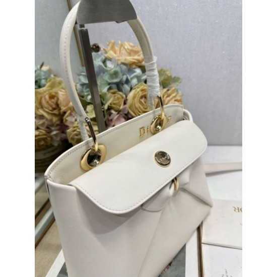 Replica borse griffate tote Dior CD 26SS con fiocco bianca Imitazioni Replica borse griffate tote Dior CD 26SS con fiocco bianca