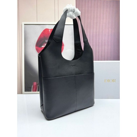 Replica borsa tote Dior Privé Icons Uomo nera in pelle di vitello Imitazioni Replica borsa tote Dior Privé Icons Uomo nera in pelle di vitello
