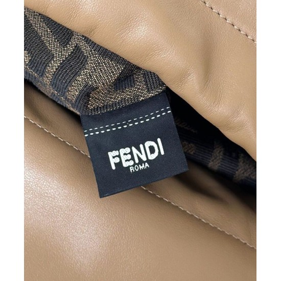 Replica Zaino con coulisse da donna Fendi Cappuccino Vintage Albicocca Imitazioni Replica Zaino con coulisse da donna Fendi Cappuccino Vintage Albicocca
