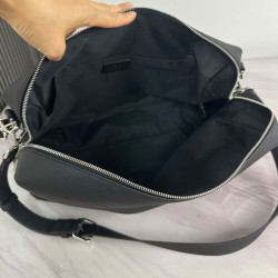 Replica Borsa a tracolla Fendi Lui Media/Grande 7VA667 Nero Imitazioni Replica Borsa a tracolla Fendi Lui Media/Grande 7VA667 Nero