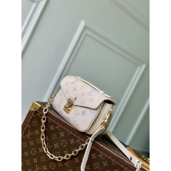 Replica Louis Vuitton M25682 Borsa a tracolla Pochette Métis East West Imitazioni Replica Louis Vuitton M25682 Borsa a tracolla Pochette Métis East West