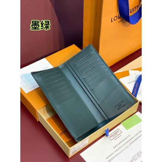 Replica Pari Louis Vuitton M61697 Portafoglio Brazza Monogram Eclipse Verde Imitazioni Replica Pari Louis Vuitton M61697 Portafoglio Brazza Monogram Eclipse Verde