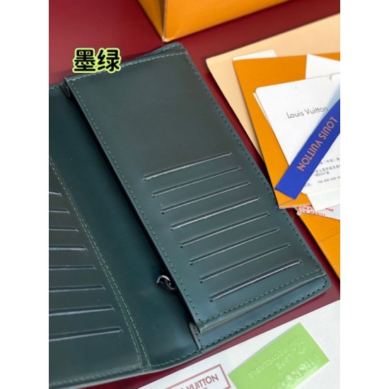 Replica Pari Louis Vuitton M61697 Portafoglio Brazza Monogram Eclipse Verde Imitazioni Replica Pari Louis Vuitton M61697 Portafoglio Brazza Monogram Eclipse Verde