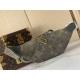Replica Louis Vuitton m26933 Marsupio Rush da uomo Verde Imitazioni Replica Louis Vuitton m26933 Marsupio Rush da uomo Verde