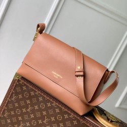 Replica Borsa a tracolla Louis Vuitton Low Key Messenger M26532 Marrone