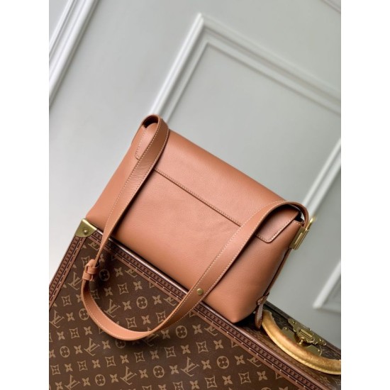 Replica Borsa a tracolla Louis Vuitton Low Key Messenger M26532 Marrone Imitazioni Replica Borsa a tracolla Louis Vuitton Low Key Messenger M26532 Marrone
