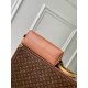 Replica Borsa a tracolla Louis Vuitton Low Key Messenger M26532 Marrone Imitazioni Replica Borsa a tracolla Louis Vuitton Low Key Messenger M26532 Marrone