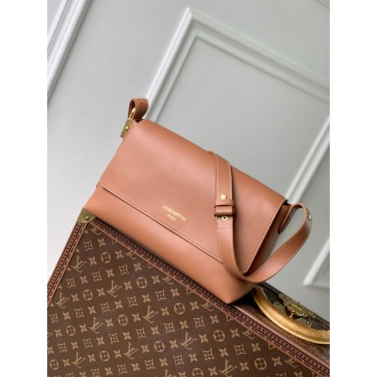 Replica Borsa a tracolla Louis Vuitton Low Key Messenger M26532 Marrone Imitazioni Replica Borsa a tracolla Louis Vuitton Low Key Messenger M26532 Marrone