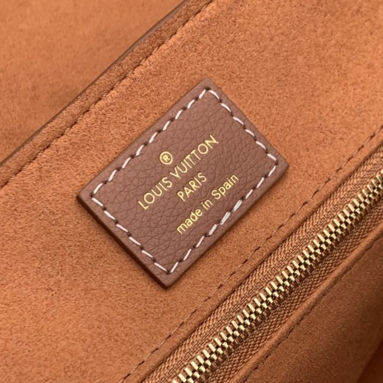 Replica Borsa a tracolla Louis Vuitton Low Key Messenger M26532 Marrone Imitazioni Replica Borsa a tracolla Louis Vuitton Low Key Messenger M26532 Marrone
