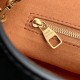 Replica Borsa a tracolla Louis Vuitton Low Key Messenger M13148 Nero Imitazioni Replica Borsa a tracolla Louis Vuitton Low Key Messenger M13148 Nero