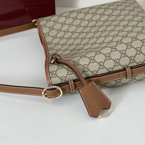 Replica Borsa a tracolla piccola Gucci GG Emblem 848881 Marrone Imitazioni Replica Borsa a tracolla piccola Gucci GG Emblem 848881 Marrone