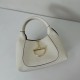 Replica Borse Firmate a mano media Gucci Softbit 837467 Bianco Imitazioni Replica Borse Firmate a mano media Gucci Softbit 837467 Bianco