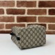 Replica Borse Alta Qualità a secchiello piccola Gucci GG Emblem 815118 Nera Imitazioni Replica Borse Alta Qualità a secchiello piccola Gucci GG Emblem 815118 Nera