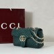 Replica Borsa 1:1 a tracolla media Gucci GG Marmont 837267 verde Imitazioni Replica Borsa 1:1 a tracolla media Gucci GG Marmont 837267 verde