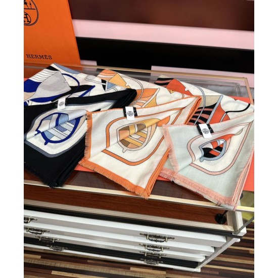 Replica Sciarpa Hermès double face in cashmere dello stesso colore 65x185 blu Imitazioni Replica Sciarpa Hermès double face in cashmere dello stesso colore 65x185 blu