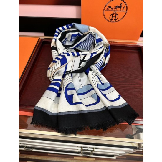 Replica Sciarpa Hermès double face in cashmere dello stesso colore 65x185 blu Imitazioni Replica Sciarpa Hermès double face in cashmere dello stesso colore 65x185 blu