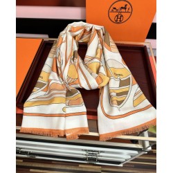Sciarpa Hermès double face in cashmere dello stesso colore 65x185 arancione