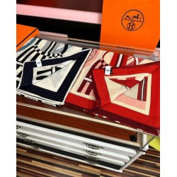 Fazzoletto Hermès in cashmere e seta Ondsdemarch 140 nero Fazzoletto Hermès in cashmere e seta Ondsdemarch 140 nero