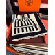 Replica Fazzoletto Hermès in cashmere e seta Ondsdemarch 140 nero Imitazioni Replica Fazzoletto Hermès in cashmere e seta Ondsdemarch 140 nero