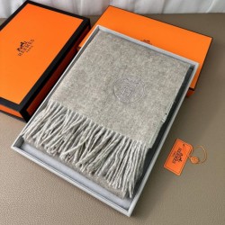 Replica Scialle reversibile classico in cashmere bicolore Hermès 70 x 200 Grigio