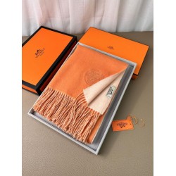 Scialle reversibile classico in cashmere bicolore Hermès 70 x 200 Arancione Scialle reversibile classico in cashmere bicolore Hermès 70 x 200 Arancione