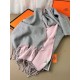 Replica Scialle reversibile classico in cashmere bicolore Hermès 70 x 200 Grigio/Rosa Imitazioni Replica Scialle reversibile classico in cashmere bicolore Hermès 70 x 200 Grigio/Rosa