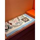 Replica Qualità da grande Sciarpe reversibili in velluto colorato Hermès Sciarpa 140 cm Blu Imitazioni Replica Qualità da grande Sciarpe reversibili in velluto colorato Hermès Sciarpa 140 cm Blu