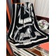 Replica Fazzoletto reversibile in seta e cashmere Hermès 135 Nero Imitazioni Replica Fazzoletto reversibile in seta e cashmere Hermès 135 Nero