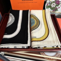 Replica Alta gamma Fazzoletto reversibile in seta e cashmere Hermès 135 Beige