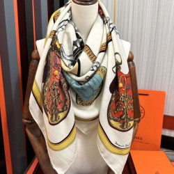 Replica Alta gamma Fazzoletto reversibile in seta e cashmere Hermès 135 Beige