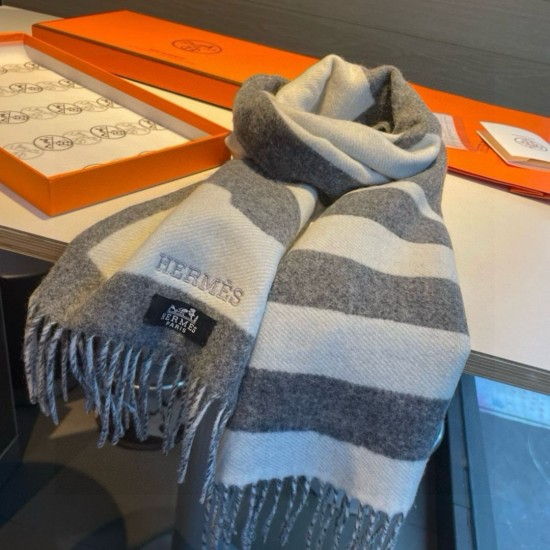 Replica Pari Sciarpa Hermès Horse in cashmere 30 x 140 cm Grigio Imitazioni Replica Pari Sciarpa Hermès Horse in cashmere 30 x 140 cm Grigio