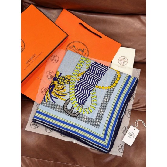 Replica Alta gamma Foulard quadrato in velluto intrecciato a mano Hermès, 140 blu Imitazioni Replica Alta gamma Foulard quadrato in velluto intrecciato a mano Hermès, 140 blu