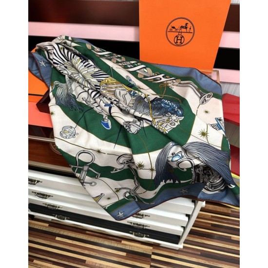 Replica Borsa Sciarpa in seta Hermès Starry Night Chorus e fazzoletto quadrato in cashmere 140 04