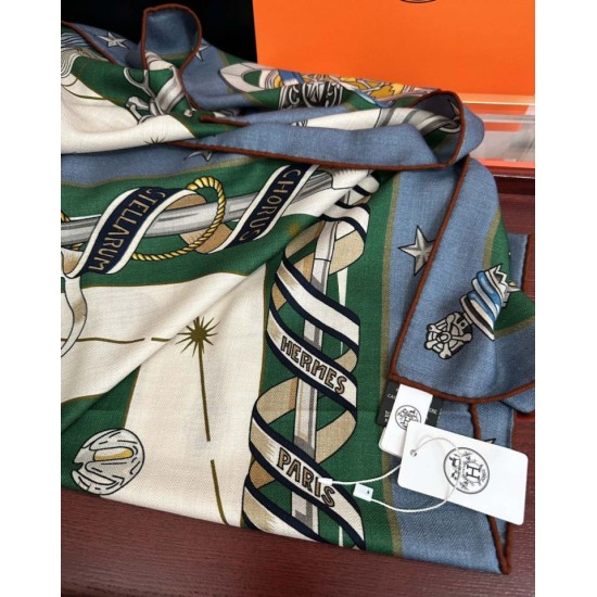 Replica Borsa Sciarpa in seta Hermès Starry Night Chorus e fazzoletto quadrato in cashmere 140 04