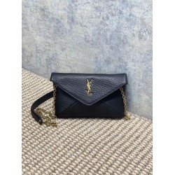 Borsa Pari a tracolla classica Calypso Mini YSL Saint Laurent con catena Nero